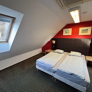 Excellent In Center 5 Min Walk From The Colonnade , Karlovy Vary Csehország