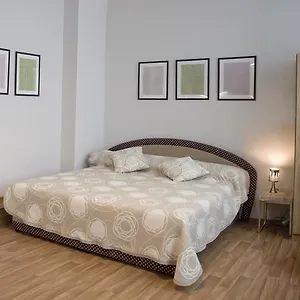 Appartement Krakovska 5